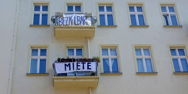 bezahlbare-miete-fassade