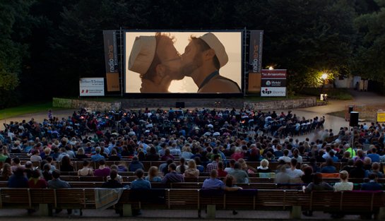 Queere Filme im Freien